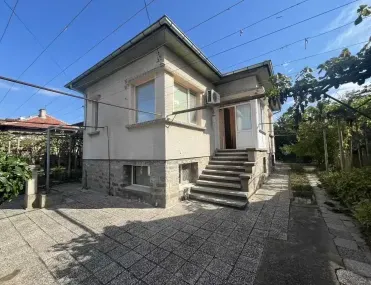 Къща, Казанлък, Югоизточна България - снимка 8 от 15