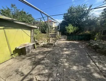 Къща, Казанлък, Югоизточна България - снимка 5 от 15