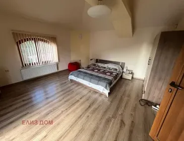 Къща, Траката, Варна - снимка 15 от 18