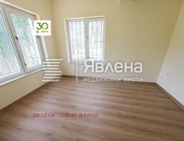 Къща, ВИНС, Варна - снимка 2 от 18