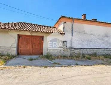 Къща, Хасково, Южна България - снимка 8 от 17