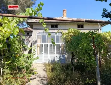 Къща, Покрайнини, Русе - снимка 2 от 18