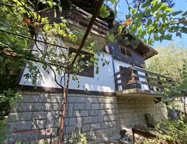 Къща, Своге, Югозападна България - снимка 11 от 17
