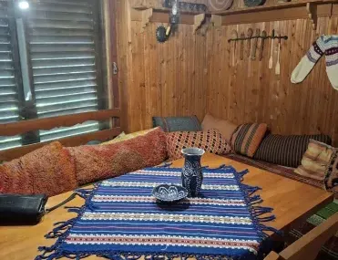 Къща, Своге, Югозападна България - снимка 16 от 17