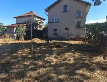 Къща, Враца, Северозападна България - снимка 5 от 18