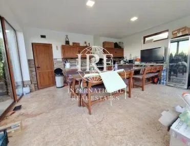 Къща, Добрич, Североизточна България - снимка 8 от 18