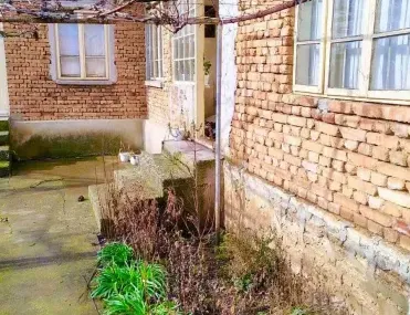 Къща, Добрич, Североизточна България