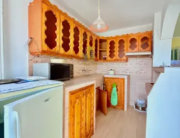 Къща, Добрич, Североизточна България - снимка 2 от 18