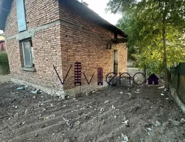 Къща, гр. Нови Искър, София