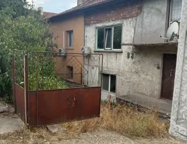 Къща, Перник, Югозападна България - снимка 12 от 18