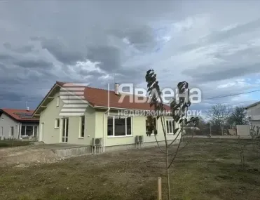 Къща, Покрайнини, Пловдив - снимка 5 от 9
