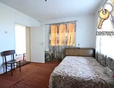 Къща, Плевен, Северозападна България - снимка 3 от 18
