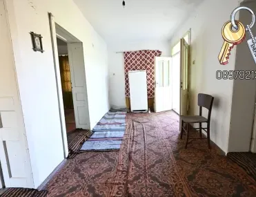 Къща, Плевен, Северозападна България - снимка 15 от 18