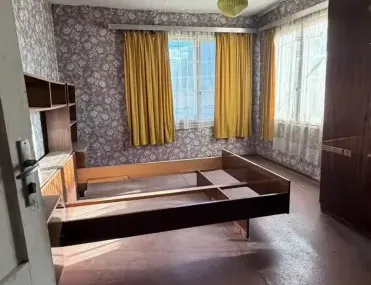 Къща, Перник, Югозападна България