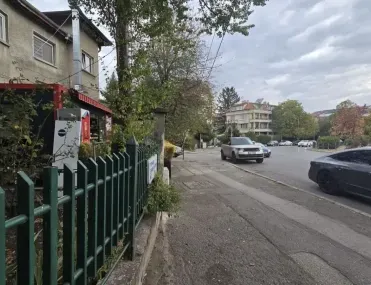 Къща, Бъкстон, София