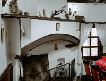 Къща, Габрово, Северна България - снимка 11 от 15