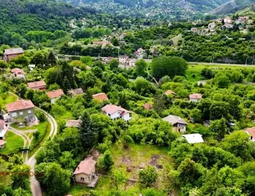 Вила, Своге, Югозападна България - снимка 2 от 18