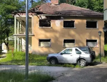 Вила, Пазарджик, Южна България - снимка 3 от 8