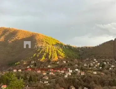 Вила, Своге, Югозападна България - снимка 5 от 14