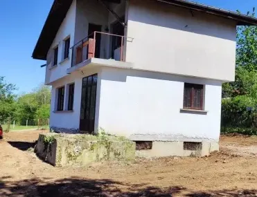 Вила, Ботевград, Югозападна България - снимка 5 от 6