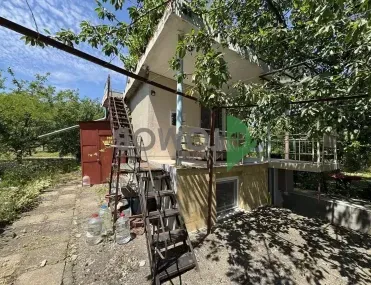 Вила, Шумен, Североизточна България - снимка 2 от 13