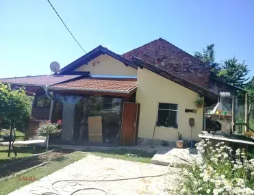 Вила, Враца, Северозападна България - снимка 5 от 15