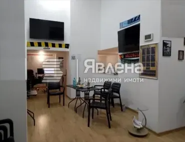 Магазин, Широк център - север, Благоевград