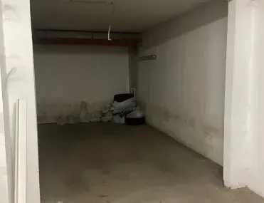Гараж, Витоша, София
