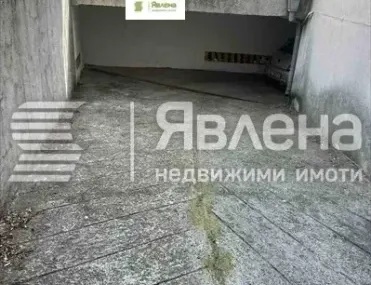 Гараж, Гръцка махала, Варна