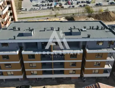 Гараж, Плевен, Северозападна България - снимка 2 от 9