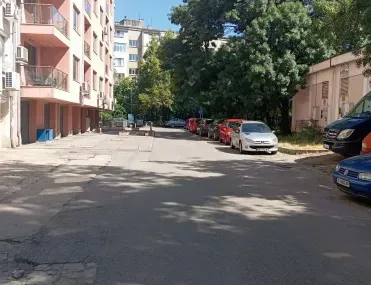 Гараж, Красно село, София - снимка 6 от 13