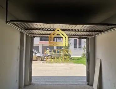Гараж, Малинова долина, София