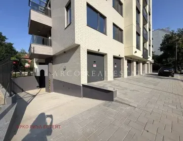Гараж, Слатина, София