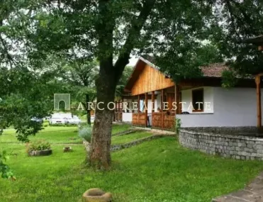 Хотел, Елена, Северна България - снимка 2 от 12