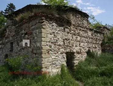 Парцел, Долна Баня, Югозападна България
