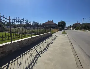 Парцел, с. Кривина, София - снимка 2 от 10