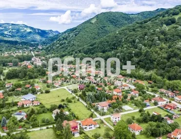 Бар, Ловеч, Северозападна България - снимка 14 от 18