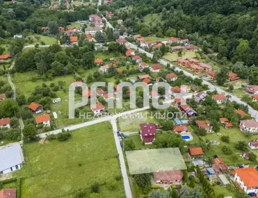 Бар, Ловеч, Северозападна България - снимка 12 от 18