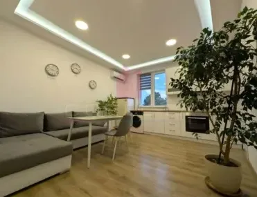 3-стаен, Център, Русе