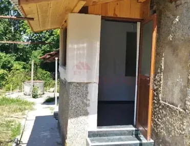 Етаж от къща, Горна Оряховица, Северна България - снимка 13 от 17