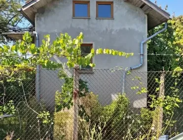 Вила, Долапите, Русе