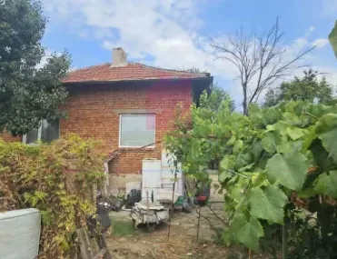 Къща, Родина, Русе - снимка 4 от 11