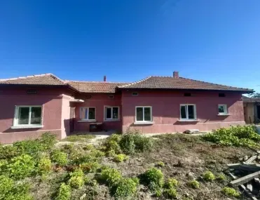 Къща, Генерал Тошево, Североизточна България