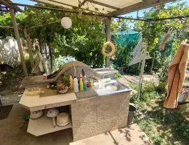 Къща, Търговище, Североизточна България - снимка 6 от 21