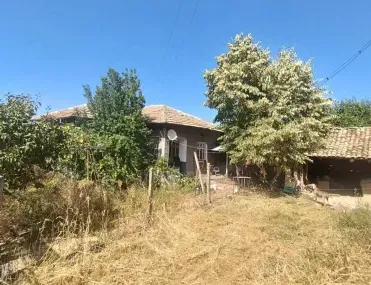 Къща, Търговище, Североизточна България - снимка 15 от 16