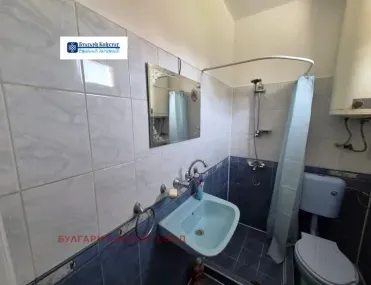 Къща, Кюстендил, Югозападна България - снимка 15 от 18
