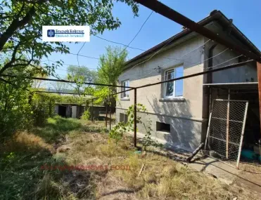 Къща, Кюстендил, Югозападна България - снимка 4 от 18