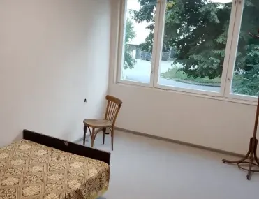 Апартамент, Търговище, Североизточна България - снимка 2 от 9