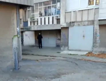 Гараж, Хъшове, Русе