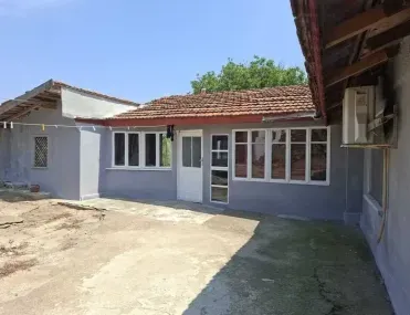 Къща, Силистра, Северна България - снимка 2 от 34